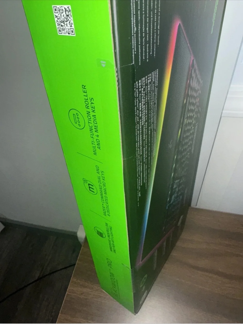 Razer BlackWidow V4 Pro Mechanical Gaming Keyboard - US English, Green Switches